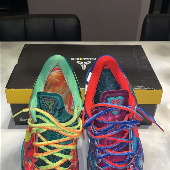 Kobe 8 - What The - Size 11 - Picture 2 of 7